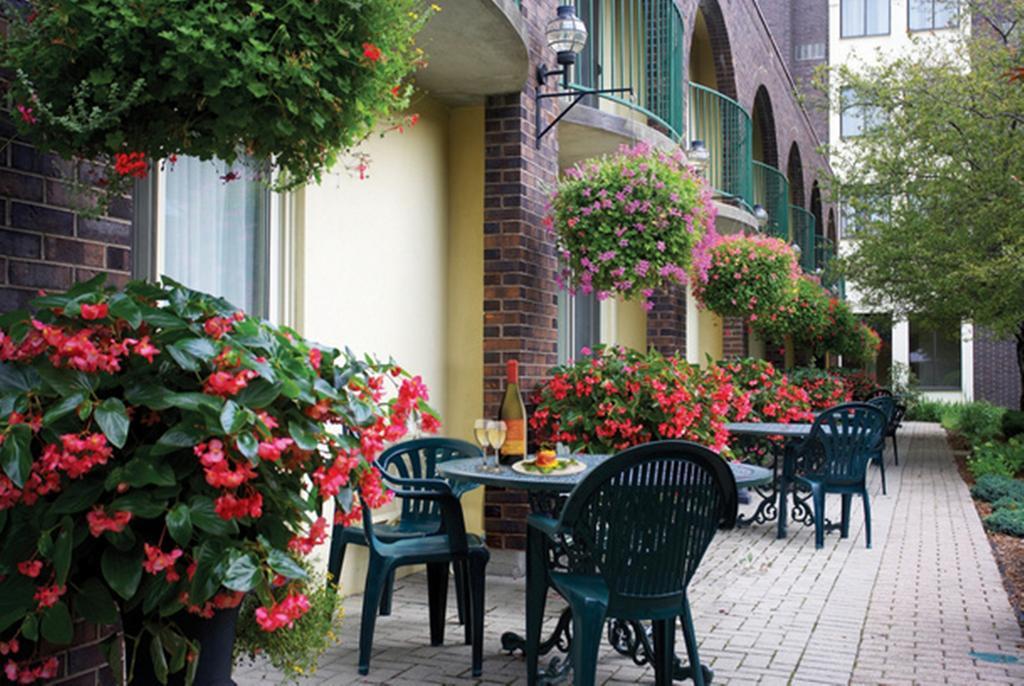 The Inn Of Ватерлоо Екстер'єр фото